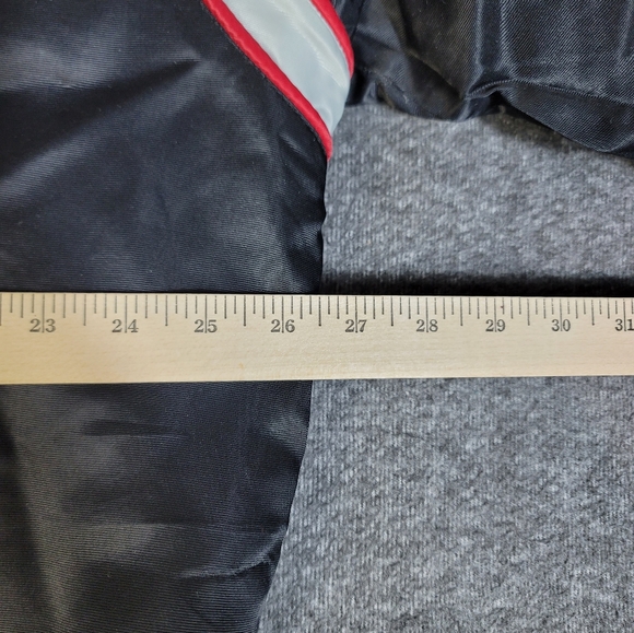 FUBU Varsity Bomber Jacket XL Black Red 90s Style Nylon Puff Coat Read - Picture 10 of 14